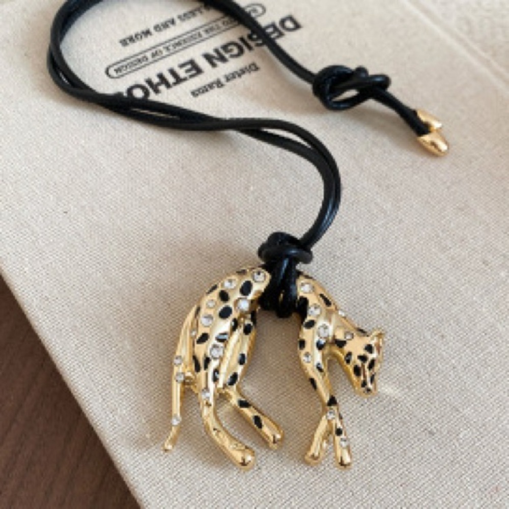 Cheetah necklace - New in bag!